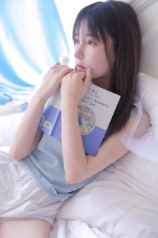 明星专题：何泓姗